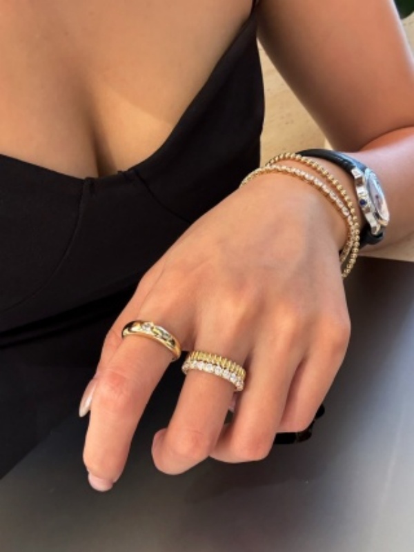 New arrival: 18K gold lab-grown diamond ring