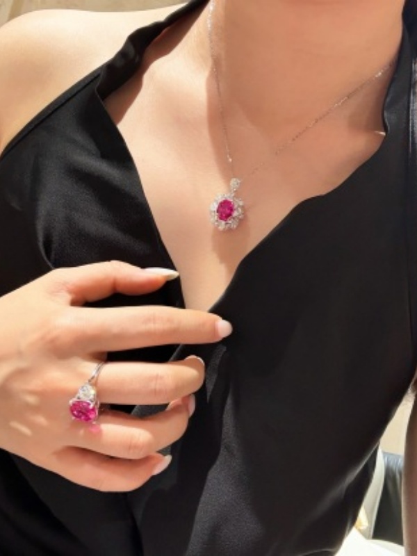 New Arrival: 18K Gold Lab-Grown Colored Gemstone Ring and Pendant 2-in-1 Design